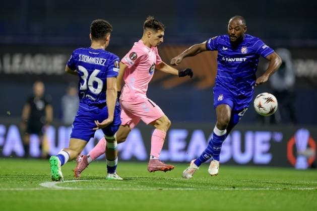 GNK Dinamo v Real Club Celta - UEFA Europa League 2025 26 League Phase MD4 ZAGREB, CROATIA - NOVEMBER 6: Bryan Zaragoza of Real Club Celta and Kevin Theophile-Catherine of GNK Dinamo in action during the UEFA Europa League 2025 26 League Phase MD4 match between GNK Dinamo and Real Club Celta at Stadion Maksimir on November 6, 2025 in Zagreb, Croatia.  SanjinxStrukic PIXSELL
