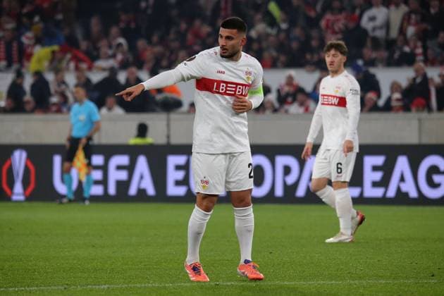 06.11.2025, xmohx, Fussball UEFA Europa League, VfB Stuttgart - Feyernoord Rotterdam v.l. Deniz Undav (VfB Stuttgart) gibt Anweisungen, gestikuliert, mit den Armen gestikulieren gives instructions, gesticulate (DFL DFB REGULATIONS PROHIBIT ANY USE OF PHOTOGRAPHS as IMAGE SEQUENCES and or QUASI-VIDEO) Stuttgart