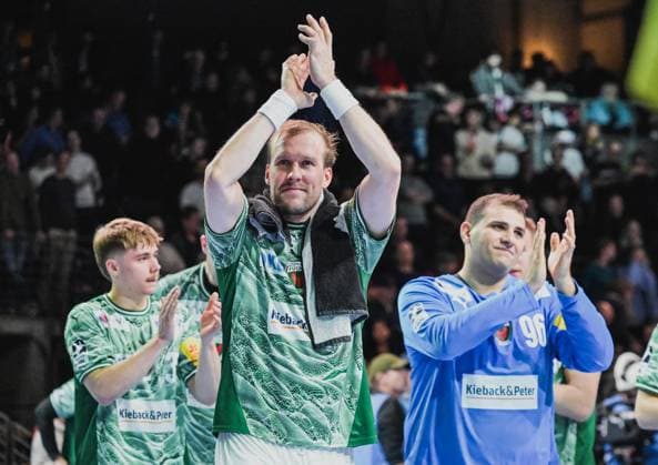 06.11.2025, xlakx, Handball, DHB-Pokal 1 8 Finale, Fuechse Berlin - ThSV Eisenach v.l. Max Guenther (Fuechse Berlin), Max Darj (Fuechse Berlin), Dejan Milosavljev (Fuechse Berlin) Jubel ueber den Sieg, Jubel nach Spielende Berlin