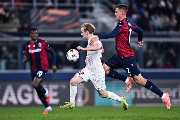 251106 Markus Haaland of Brann and Emil Holm of Bologna during the Europa League football match between Bologna and Brann on November 6, 2025 in Bologna. Photo: Image Photo BILDBYRAN kod XY XY0083 fotboll football soccer fotball uefa europa league europa league bologna brann bbeng Copyright: ImagexPhoto BB251106ZT005