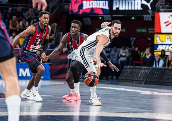 Luca Vildoza Baskonia Vitoria-Gasteiz - Virtus Bologna EuroLeague 2025-26 Parigi 09 10 2025 Foto Ciamillo-Castoria vitoria  Copyright: xMarchix