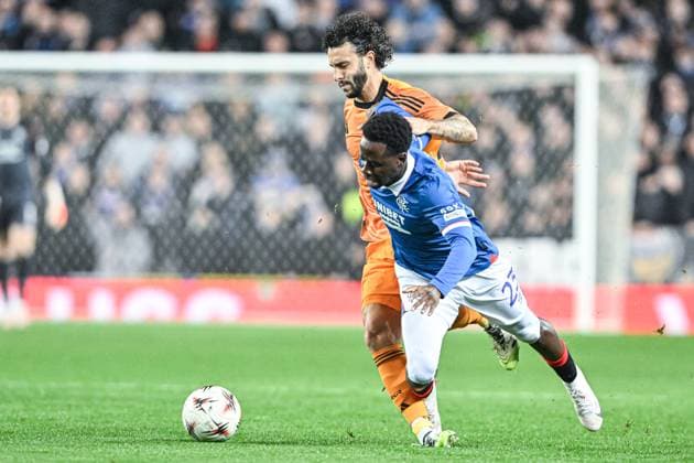 Rangers v A.S. Roma UEFA Europa League Djeidi Gassama of Rangers and Mario Hermoso of A.S. Roma during the UEFA Europa League match at Ibrox Stadium, Glasgow UK Newspapers OUT Copyright: xJamiexJohnstonx FIL-22472-0056