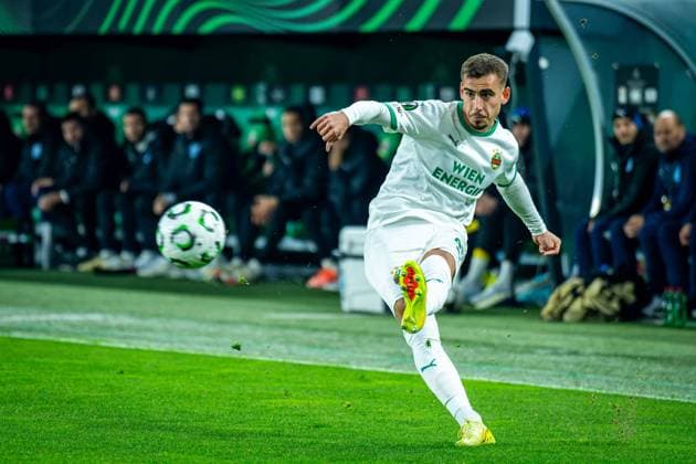 SOCCER - UEFA ECL, Rapid vs Craiova VIENNA,AUSTRIA,06.NOV.25 - SOCCER - UEFA Conference League, SK Rapid Wien vs CS Universitatea Craiova. Image shows Andrija Radulovic (Rapid).  GEPAxpictures xKevinxHackner