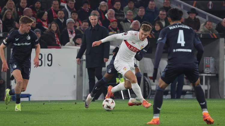 Stuttgart , Fußball UEFA Europa League VfB Stuttgart vs. Feyenoord Rotterdam , Finn Jeltsch ( VfB )
