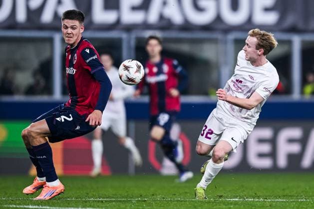 251106 Emil Holm of Bologna and Markus Haaland of Brann during the Europa League football match between Bologna and Brann on November 6, 2025 in Bologna. Photo: Image Photo BILDBYRAN kod XY XY0083 fotboll football soccer fotball uefa europa league europa league bologna brann bbeng Copyright: ImagexPhoto BB251106ZR016