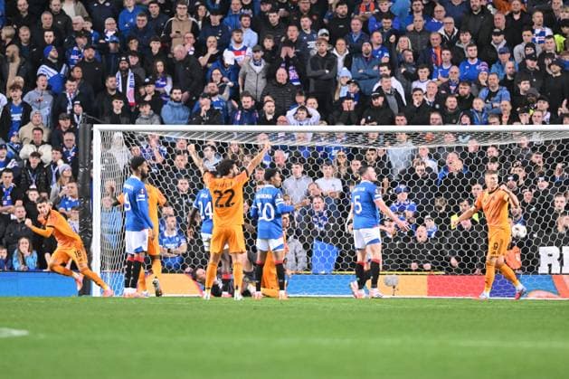 Rangers v A.S. Roma UEFA Europa League Matias Soule of A.S. Roma scores their sides first goal of the match during the UEFA Europa League match at Ibrox Stadium, Glasgow UK Newspapers OUT Copyright: xJamiexJohnstonx FIL-22472-0062
