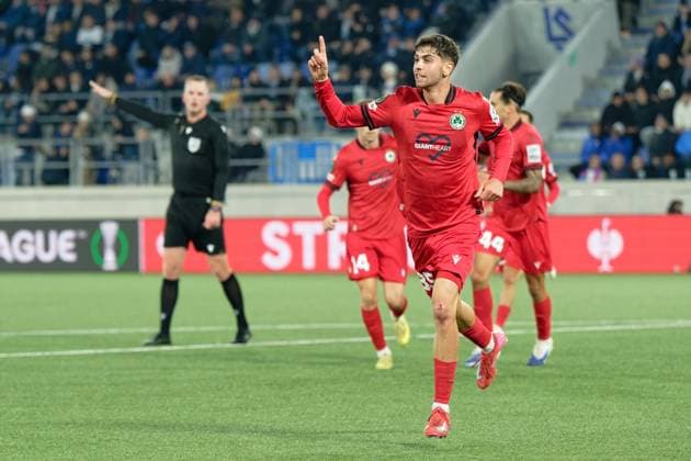 Angelos Neophytou (85 Omonoia) celebrates after scoring his team s first goal during the UEFA Conference League match between Lausanne and Omonoia at Stade de la Tuiliere in Lausanne, Switzerland Copyright: xGiuseppexVelletrix xSPPx Sportspressphoto_SPR57803