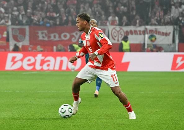 06.11.2025, xsltx, Fussball UEFA Conference League, FSV Mainz 05 - AC Florenz v.l. Armindo Sieb (1. FSV Mainz 05) (DFL DFB REGULATIONS PROHIBIT ANY USE OF PHOTOGRAPHS as IMAGE SEQUENCES and or QUASI-VIDEO)