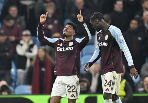 Ian Maatsen of Aston Villa celebrates after scoring the team s first goal Aston Villa v Maccabi Tel Aviv, UEFA Europa League, Group Stage, Football, Villa Park, Birmingham, UK - 06 Nov 2025Birmingham Villa Park United Kingdom EDITORIAL USE ONLY No use with unauthorised audio, video, data, fixture lists, club league logos or live services. Online in-match use limited to 120 images, no video emulation. No use in betting, games or single club league player publications. Copyright: xAnnaxGowthorpe Shutterstockx 15642257ae