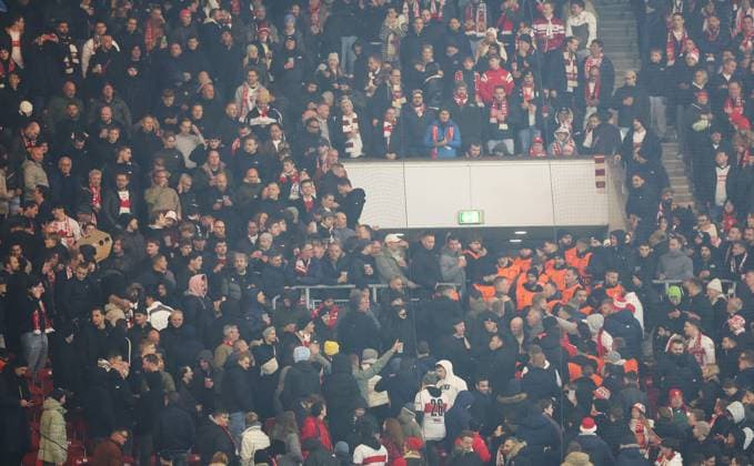 Stuttgart , Fußball UEFA Europa League VfB Stuttgart vs. Feyenoord Rotterdam , Fans Rotterdam