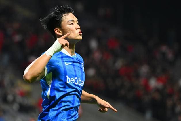 SC Braga v KRC Genk - UEFA Europa League BRAGA, PORTUGAL - NOVEMBER 06 : Oh Hyeon-Gyu forward of KRC Genk celebrating scoring a goal (1-3) during the UEFA Europa League 2025 26 League Phase MD4 match between SC Braga and KRC Genk on November 6, 2025 in Braga, Portugal, 06 11 2025 Braga Portugal  Copyright: xVincentxKalutx