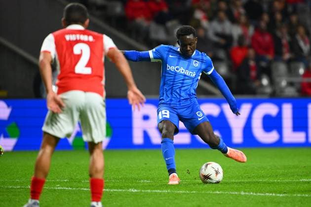 SC Braga v KRC Genk - UEFA Europa League BRAGA, PORTUGAL - NOVEMBER 06 : Medina Ortiz Yaimar defender of KRC Genk scoring a goal (2-4) during the UEFA Europa League 2025 26 League Phase MD4 match between SC Braga and KRC Genk on November 6, 2025 in Braga, Portugal, 06 11 2025 Braga Portugal  Copyright: xVincentxKalutx