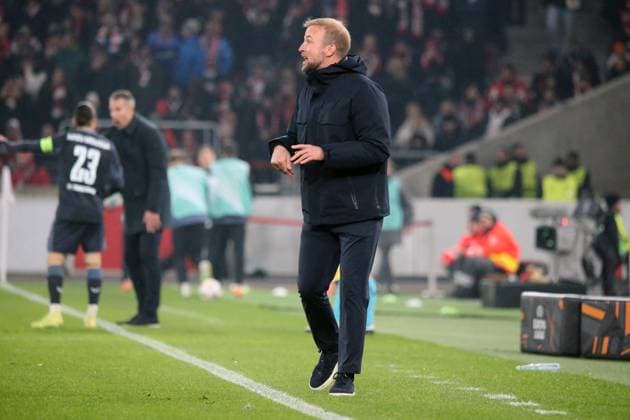 06.11.2025, xmohx, Fussball UEFA Europa League, VfB Stuttgart - Feyernoord Rotterdam v.l. Trainer Sebastian Hoeness Hoeneß (VfB Stuttgart) (DFL DFB REGULATIONS PROHIBIT ANY USE OF PHOTOGRAPHS as IMAGE SEQUENCES and or QUASI-VIDEO) Stuttgart