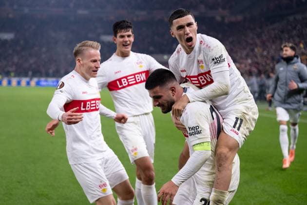 Tor zum 2.0 durch Deniz Undav (VfB Stuttgart 26), Jubel, Torjubel, bejubelt sein Tor mit Chris Fuehrich (VfB Stuttgart, 10), Chema Andreas (VfB Stuttgart, 30), Bilal El Khannouss (VfB Stuttgart, 11) GER, VfB Stuttgart vs. Feyenoord Rotterdam, Fussball, UEFA Europa League, Herren, 4. Spieltag, Spielzeit 2025 2026, 06.11.2025, GER, VfB Stuttgart vs. Feyenoord Rotterdam, Fussball, UEFA Europa League, Herren, 4. Spieltag, Spielzeit 2025 2026, 06.11.2025 Stuttgart Copyright: xEibner-Pressefoto WolfgangxFrankx EP_WFK
