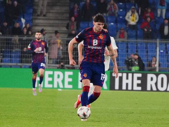 06.11.2025 Basel Schweiz Stadion St.Jakob-Park. Fussball Herren Saison 2025 2026 Europa-League FC Basel - FCS Bukarest 3:1. Bild : Moritz Broschinski (FC Basel) Einzelbild Aktion