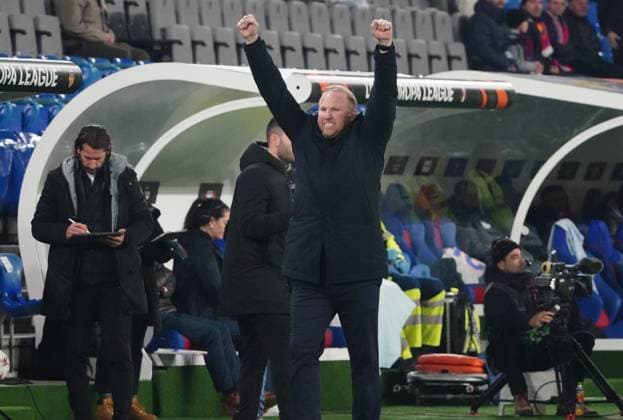 06.11.2025 Basel Schweiz Stadion St.Jakob-Park. Fussball Herren Saison 2025 2026 Europa-League FC Basel - FCS Bukarest 3:1. Bild : Basels Trainer Ludovic Magnin jubelt nach dem Sieg. Aktion