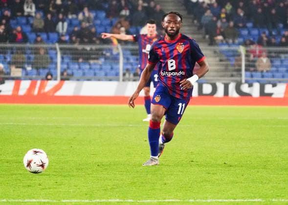 06.11.2025 Basel Schweiz Stadion St.Jakob-Park. Fussball Herren Saison 2025 2026 Europa-League FC Basel - FCS Bukarest 3:1. Bild : Benie Traore (FC Basel) Einzelbild Aktion