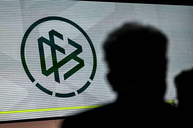 GER, Das neue DFB-Logo ist zu sehen. 45. Ordentlichen DFB-Bundestag im DFB-Campus in Frankfurt am Main, 7.11.2025. 45. Ordentlicher DFB-Bundestag Frankfurt am Main Copyright: xEibner-Pressefoto FlorianxWiegandx EP_FWD