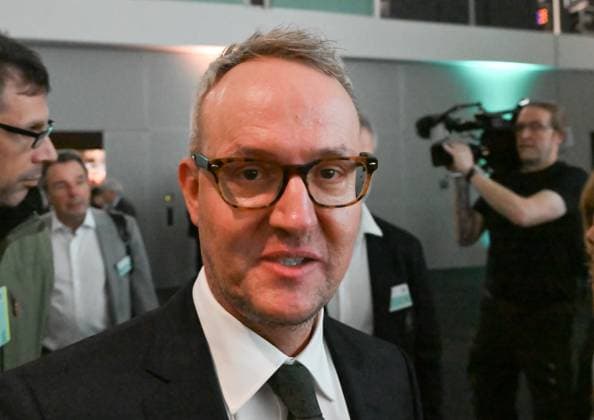 07.11.2025, xsltx, Fussball DFB Medientermine, DFB-Bundestag v.l. Alexander Wehrle Alexander Wehrle Aufsichtsratsvorsitzender der DFB GmbH & Co. KG und Vorstandsvorsitzender der VfB Stuttgart AG . (DFL DFB REGULATIONS PROHIBIT ANY USE OF PHOTOGRAPHS as IMAGE SEQUENCES and or QUASI-VIDEO)