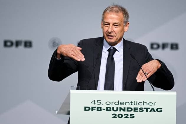 GER, Jürgen Klinsmann spricht auf dem 45. Ordentlichen DFB-Bundestag im DFB-Campus in Frankfurt am Main, 7.11.2025. 45. Ordentlicher DFB-Bundestag in Frankfurt am Main Frankfurt am Main Copyright: xEibner-Pressefoto FlorianxWiegandx EP_FWD