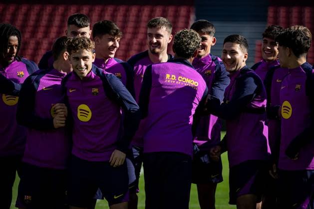 Fermin Lopez FC Barcelona, Barca smiles during FC Barcelona™s first training at Spotify Camp Nou following its renovation. At Spotify Camp Nou in Barcelona, , Spain, on November 07 2025. Photo by Felipe Mondino Copyright: x@FELIPExMONDINOx