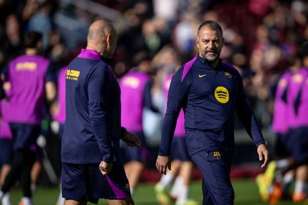 Head Coach Hansi Flick FC Barcelona, Barca smiles during FC Barcelona™s first training at Spotify Camp Nou following its renovation. At Spotify Camp Nou in Barcelona, , Spain, on November 07 2025. Photo by Felipe Mondino Copyright: x@FELIPExMONDINOx