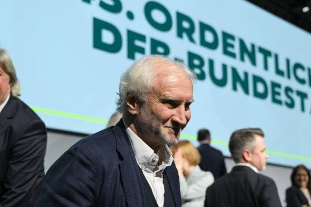 07.11.2025, xsltx, Fussball DFB Medientermine, DFB-Bundestag v.l. Rudi Völler (Direktor der Männer A-Nationalmannschaft) (DFL DFB REGULATIONS PROHIBIT ANY USE OF PHOTOGRAPHS as IMAGE SEQUENCES and or QUASI-VIDEO)