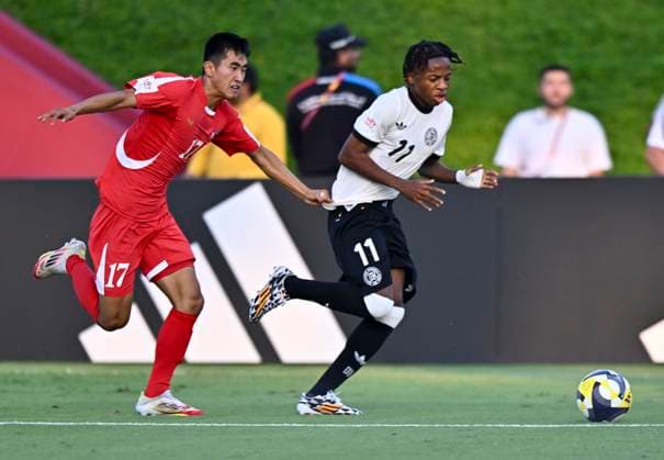 Germany v Korea DPR : Group G - FIFA U-17 World Cup Qatar 2025 Wisdom Mike of Germany and JKyong Bong Ri of Korea DPR in actiont during the FIFA U-17 World Cup Qatar 2025 Group G match between Germany and Korea DPR in Doha, Qatar, on November 7, 2025. DOHA Qatar Copyright: xNOUSHADx