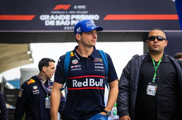 Primeiro dia de treinos para GP Brasil F1 SaO PAULO, SP - 07.11.2025: PRIMEIRO DIA DE TREINOS PARA GP BRASIL F1 - First day of practice this Friday (07) for the Formula 1 Brazilian Grand Prix in Sao Paulo, which will take place this weekend at the JosÃ Carlos Pace racetrack in Interlagos, south of the city of Sao Paulo. In the photo, Oracle Red Bull Racing driver Max Verstappen (1). (Photo: Aloisio Mauricio Fotoarena) x2837198x  AloisioxMauricio