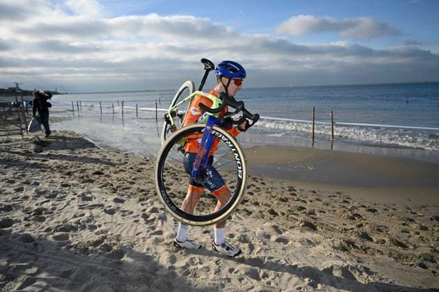 2025 UEC Cyclo-Cross EC - Media Activities MIDDELKERKE, BELGIUM - NOVEMBER 07 : Van Der Haar Lars (NED) pictured during a official training session prior to the 2025 UEC Cyclo-Cross European Championships on November 07, 2025 in Middelkerke, Belgium, 07 11 2025 Middelkerke Belgium  Copyright: xNicoxVereeckenx