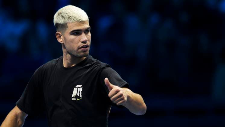 Nitto ATP, Tennis Herren Finals 2025 - Practice Carlos Alcaraz of Spain gestures during his practice against Jannik Sinner of Italy during the Nitto ATP Finals 2025. Turin Italy Copyright: xNicolòxCampox