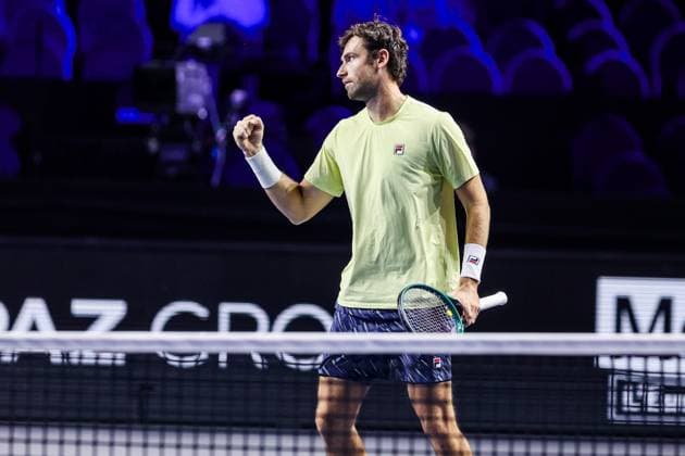 Moselle Open : tournoi de tennis, à Metz PHOTOPQR LE REPUBLICAIN LORRAIN Hugo AZMANI ; Metz ; 07 11 2025 ; Moselle Open : 22e édition du tournoi de tennis, aux Arènes, à Metz; Quentin Halys (FRA) et Pierre-Hugues Herbert (FRA), lors de leur match en demi-finale double contre Sander Arends et Luke Johnson Metz Moselle Lorraine France  Copyright: xPHOTOPQR LExREPUBLICAINxLORRAIN xHugoxAZMANIx 20251107RBL2391 20251107RBL2391