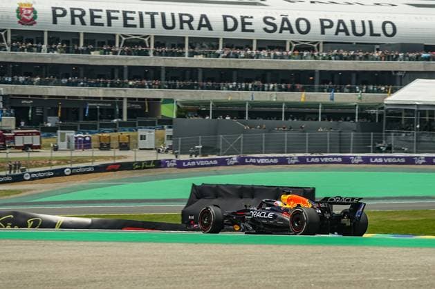 November 7, 2025, Sao Paulo, Sao Paulo, Brazil: MAX VERSTAPPEN of Red Bull Racing, drives during the free practice section of the 2025 Formula One Grand Prix of Sao Paulo at Interlagos circuit, on November 7. The grand prix will be celebrated next Sunday, November 9. Sao Paulo Brazil - ZUMAl146 20251107_aaf_l146_009 Copyright: xPauloxLopesx