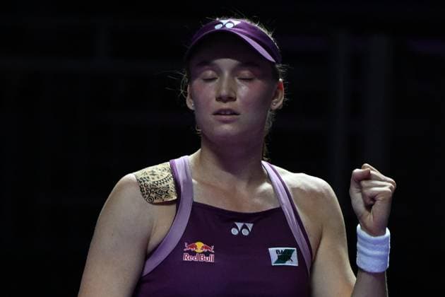 2025 WTA, Tennis Damen Finals RIYADH, SAUDI ARABIA - NOVEMBER 7: Elena Rybakina of Kazakhstan gestures during her match against Jessica Pegula (not seen) of the United States in the first semifinal on Day 7 of the 2025 WTA Finals, part of the Hologic WTA Tour, at King Saud University Indoor Arena in Riyadh, Saudi Arabia, on November 7, 2025. Artur Widak Anadolu Riyadh Saudi Arabia. Editorial use only. Please get in touch for any other usage.  Copyright: x2025xAnadoluxArturxWidakx
