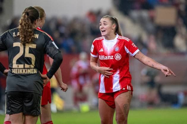 Georgia Stanway 31 (FC Bayern Muenchen Frauen), FC Bayern Frauen Muenchen - 1. FC Union Berlin, Google Pixel Frauenbundesliga, 10. Spieltag, 07.11.25 DFB regulations prohibit any use of photographs as image sequences and or quasi-video. (kolbert-press) Muenchen Bayern Deutschland