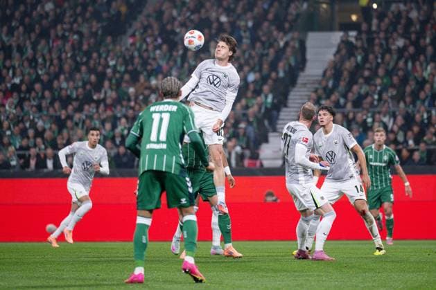 07.11.2025, Fussball, 1. Bundesliga, 10. Spieltag Saison 2025 2026, SV Werder Bremen - VfL Wolfsburg, Kaub Zielinski (VfL Wolfsburg) xRHR-FOTO TKx Copyright: RHR-FOTOx RHR-FOTO TK