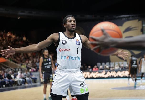 Carlos Stewart Jr. (Veolia Towers Hamburg) Basketball, Herren, Saison 2025 2026, easyCredit Basketball-Bundesliga, Basketball Loewen Braunschweig gegen Veolia Towers Hamburg