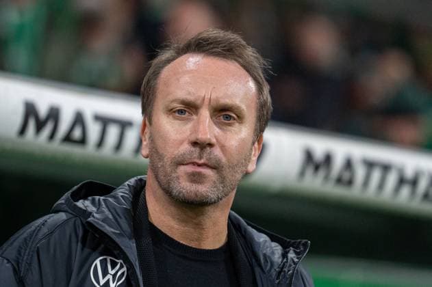 Deutschland, Fussball, 1. Bundesliga, 10. Spieltag, 2025 2026, Werder Bremen - VfL Wolfsburg am 07.11. in Bremen (Weserstadion): Sebastian Schindzielorz (Sportdirektor VfL Wolfsburg) Copyright: xSvenxHeidmannx