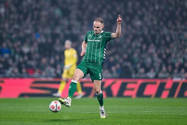 07.11.2025, Fussball, 1. Bundesliga, 10. Spieltag Saison 2025 2026, SV Werder Bremen - VfL Wolfsburg, Amos Pieper (SV Werder Bremen) xRHR-FOTO TKx Copyright: RHR-FOTOx RHR-FOTO TK
