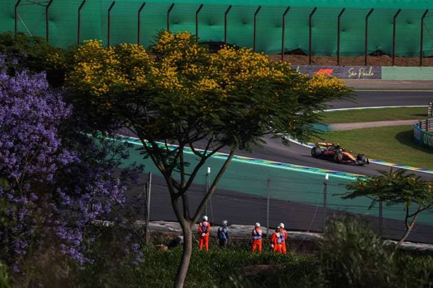 F1 - SAO PAULO GRAND PRIX 2025 04 NORRIS Lando (gbr), McLaren F1 Team MCL39, action during the 2025 Formula 1 Grande Premio de Sao Paulo, 2025 Sao Paulo Grand Prix, 21th round of the 2025 FIA Formula One World Championship, WM, Weltmeisterschaft from November 7 to 9, 2025 on the Interlagos, in Sao Paulo, Brazil - Sao PauloBrazil  Copyright: xANTONINxVINCENTx
