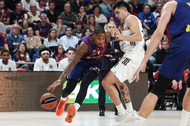 November 7, 2025, Barcelona, Barcelona, Spain: Will Clyburn of FC Barcelona, Barca in action during the EuroLeague Regular Season Round 9 match played between FC Barcelona and Real Madrid at Palau Blaugrana on November 07, 2025 in Barcelona, Spain. Barcelona Spain - ZUMAa181 20251107_zaa_a181_204 Copyright: xJavierxBorregox