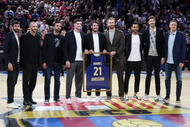 November 7, 2025, Barcelona, Barcelona, Spain: Tribute to Alex Abrines, former FC Barcelona, Barca player with Ricky Rubio, Pau Riba, Adam Hanga and Ante Tomic during the EuroLeague Regular Season Round 9 match played between FC Barcelona and Real Madrid at Palau Blaugrana on November 07, 2025 in Barcelona, Spain. Barcelona Spain - ZUMAa181 20251107_zaa_a181_208 Copyright: xJavierxBorregox
