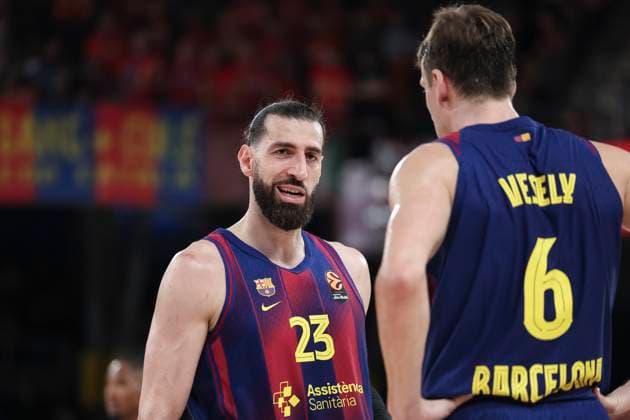November 7, 2025, Barcelona, Barcelona, Spain: Tornike Shengelia of FC Barcelona, Barca gestures during the EuroLeague Regular Season Round 9 match played between FC Barcelona and Real Madrid at Palau Blaugrana on November 07, 2025 in Barcelona, Spain. Barcelona Spain - ZUMAa181 20251107_zaa_a181_259 Copyright: xJavierxBorregox