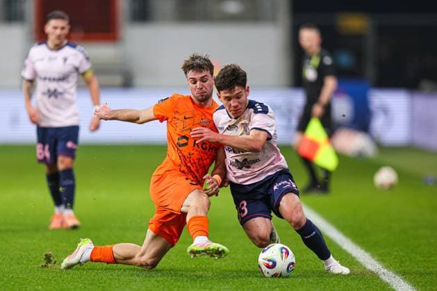 2025.11.07 Lubin pilka nozna PKO Ekstraklasa sezon 2025 2026 KGHM Zaglebie Lubin - Gornik Zabrze N z Maksym Khlan Igor Orlikowski Foto Pawel Andrachiewicz PressFocus 2025.11.07 Lubin Football - Polish PKO Ekstraklasa season 2025 2026 KGHM Zaglebie Lubin - Gornik Zabrze Maksym Khlan Igor Orlikowski Credit: Pawel Andrachiewicz PressFocus NEWSPIX.PL --- newspix.pl 