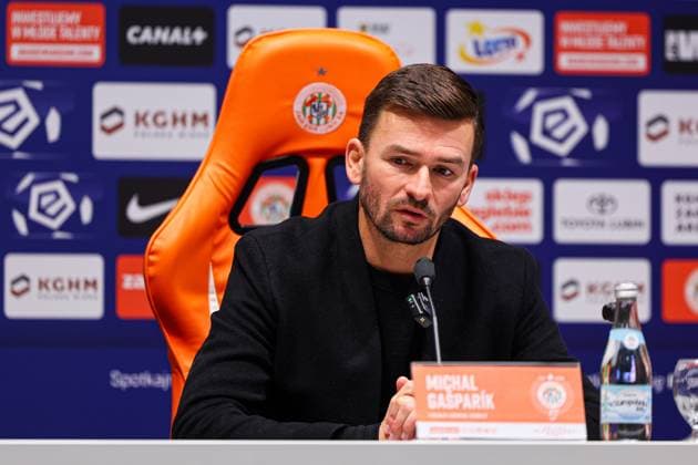 2025.11.07 Lubin pilka nozna PKO Ekstraklasa sezon 2025 2026 KGHM Zaglebie Lubin - Gornik Zabrze N z Michal Gasparik Foto Pawel Andrachiewicz PressFocus 2025.11.07 Lubin Football - Polish PKO Ekstraklasa season 2025 2026 KGHM Zaglebie Lubin - Gornik Zabrze Michal Gasparik Credit: Pawel Andrachiewicz PressFocus NEWSPIX.PL --- newspix.pl 