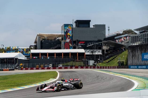 Formula?1?MSC?Cruises?Grande?Prêmio?de?São?Paulo?2025 Gabriela Testa OVERTAKE MAXPPP - São?Paulo 07 11 2025 87 BEARMAN Oliver (gbr), MoneyGram Haas F1 Team, action at the Formula 1 MSC Cruises Grande Prêmio de São Paulo 2025, the 21st round of the 2025 FIA Formula 1 World Championship, WM, Weltmeisterschaft at the Autódromo José Carlos Pace in São Paulo, interlaces, Brazil, from 6 to 9 November 2025 São?Paulo Autódromo José?Carlos?Pace, Interlagos Brazil  Copyright: xOVERTAKE MAXPPPxGabrielaxTestax OVT202511084443 OVT202511084443