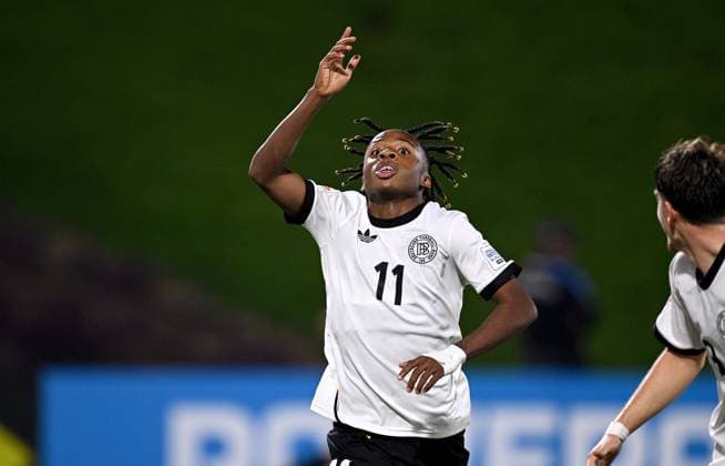 Fussball, Junioren U 17 WM 2025 in Doha Katar Vorrunde 07.11.2025 Gruppe G Deutschland - Korea DVR Jubel nach dem Tor zum 1 - 0 , Wisdom Mike (Deutschland)