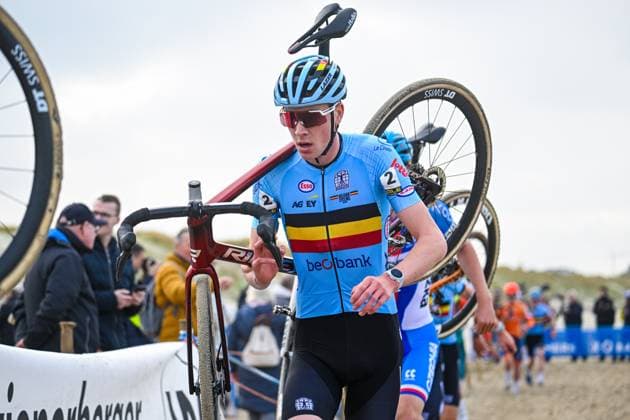 2025 UEC Cyclo-Cross EC - Men U23 MIDDELKERKE, BELGIUM - NOVEMBER 08 : De Brauwere Sil (BEL) in action during the 2025 UEC Cyclo-Cross European Championships for Men U23 on November 08, 2025 in Middelkerke, Belgium, 08 11 2025 Middelkerke Belgium  Copyright: xNicoxVereeckenx
