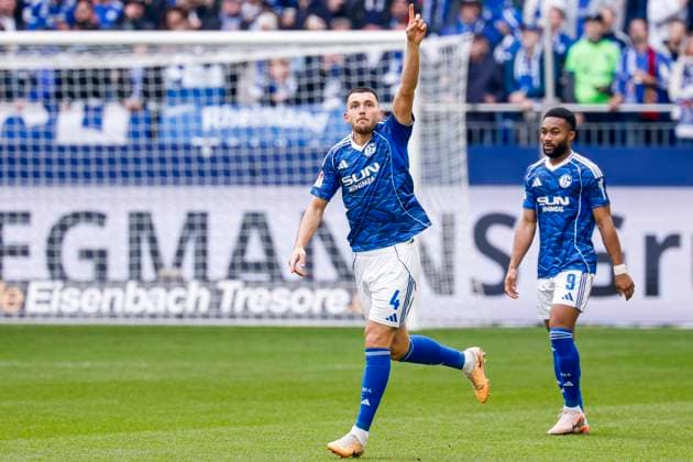 Hasan Kurucay of Schalke 04 celebrates after scoring his teams first goal FC Schalke 04 v SV Elversberg, 2. Bundesliga, FC Schalke 04 v SV Elversberg, Veltins-Arena, November 8, 2025, Gelsenkirchen, Germany.