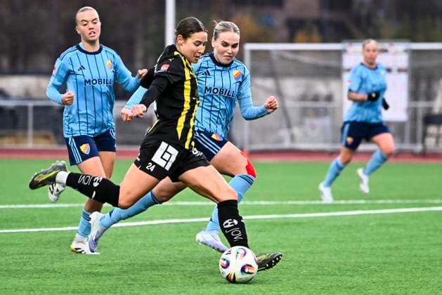 STOCKHOLM, SWEDEN 20251108 Häcken s Tabitha Michelle Tindell and Djurgarden s Nanne Ruuskanen during Saturday s soccer match in the women s league between Djurgarden and BK Häcken FF at Kristineberg s IP 1. STOCKHOLM SWEDEN x10030x